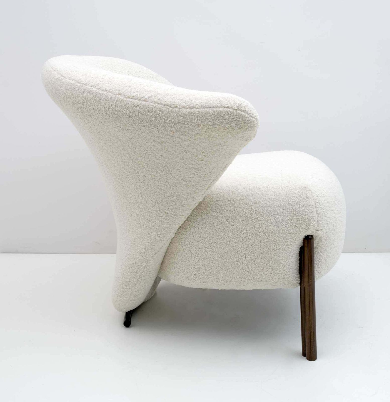 Post Modern Italian Design Bouclè Armchair, 1980s photo vinterior