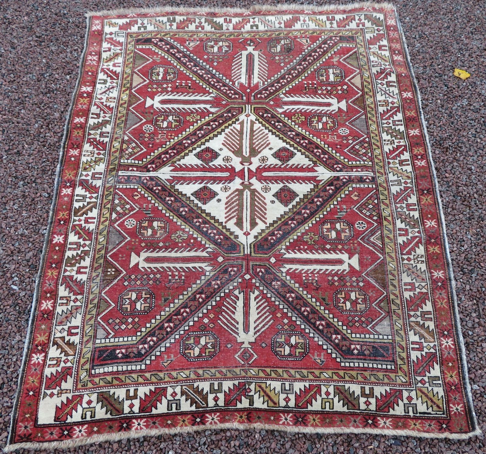 Antique Caucasian Shirvan Rug. Bird & Animal Motifs. Last Quarter 19th Century. 160cm X 122cm. photo vintage