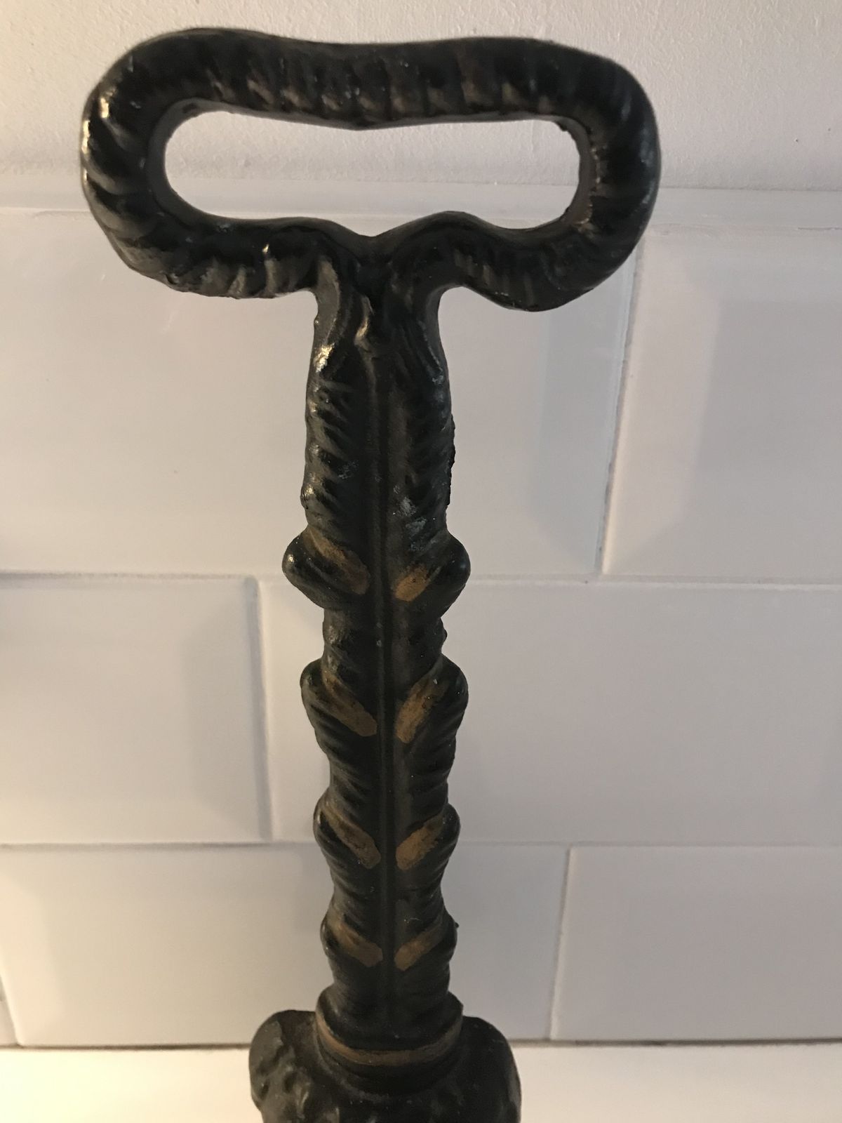 Victorian Black Cast Iron Lion Paw Door Porter photo vinterior