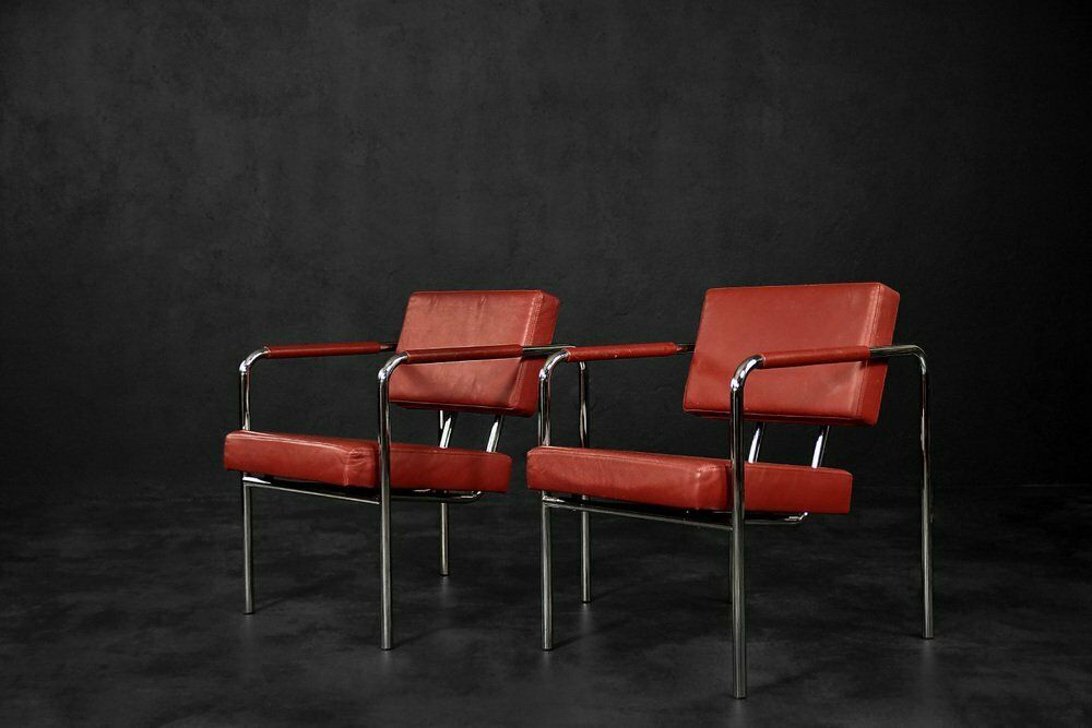 Scandinavian Bauhaus Model Ej 8 Armchairs In Chrome And Red Leather By Torben Skov For Erik Jørgensen Møbelfabrik, 1990, Set Of 2