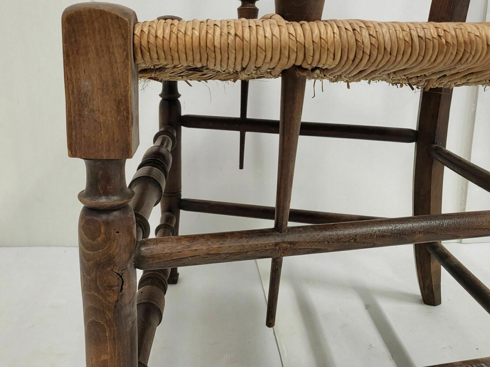 photo vinterior Paar Landaise Fauteuils, Begin 20e Eeuw – De Vogel & De Vos – Eiken En Stro, 1900