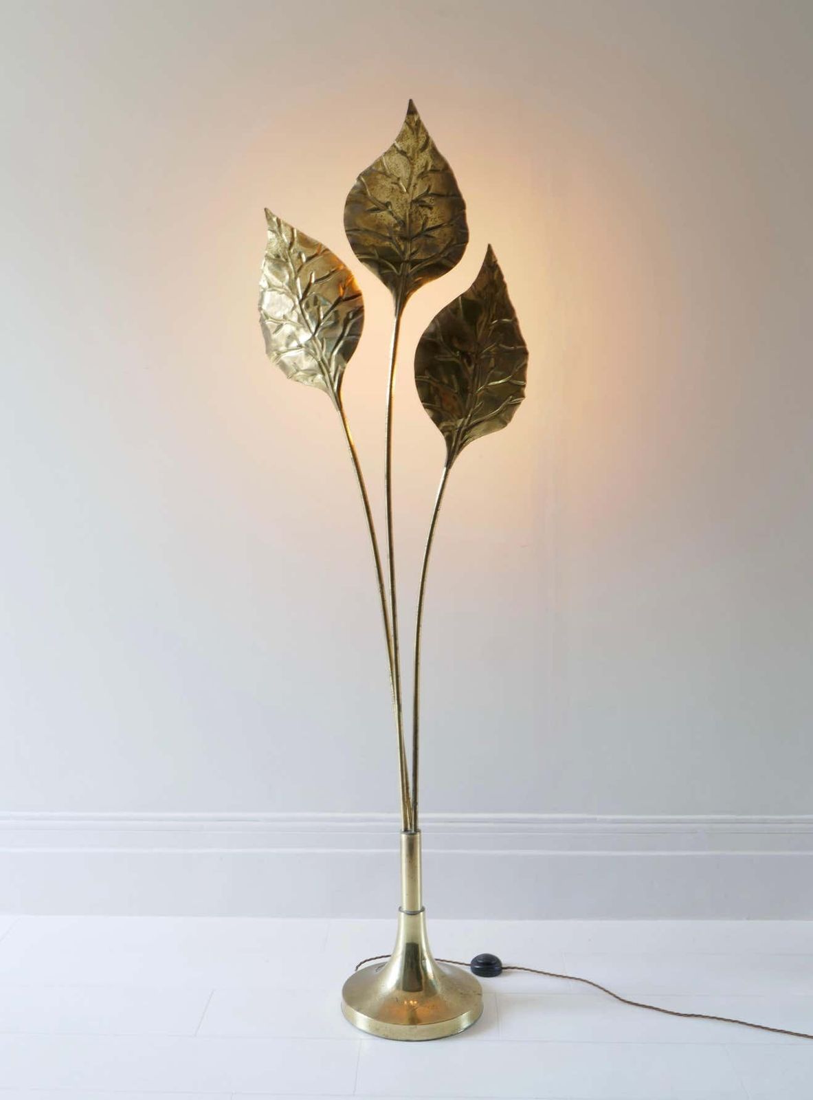 Brass 3 Lights, Leaf Shaped Floor Lamp, Tommaso Barbi Style, Italy, 1970s photo vintage