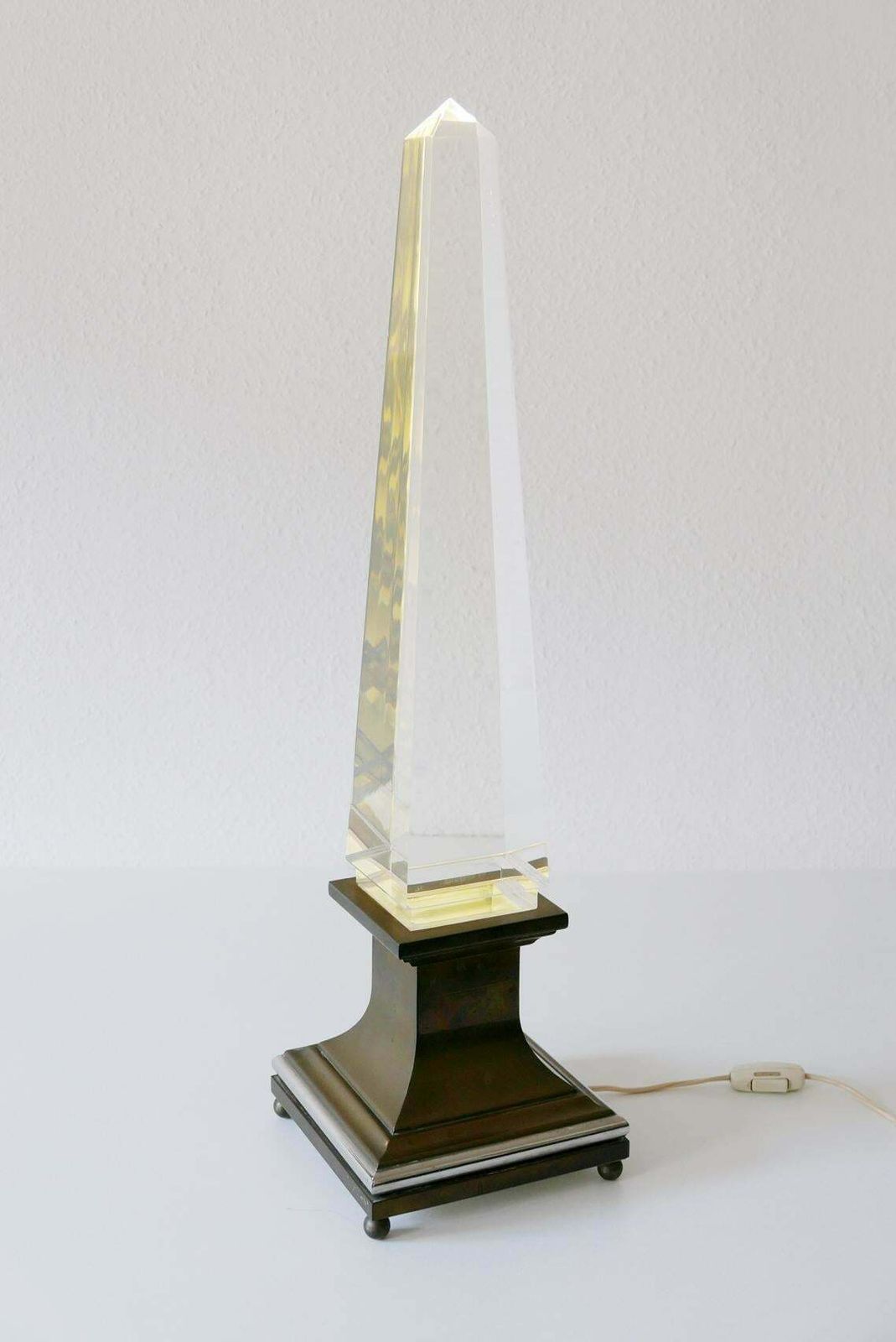 Lucite Obelisk Table Lamp By Sandro Petti For Maison Jansen, France, 1970s photo furniture