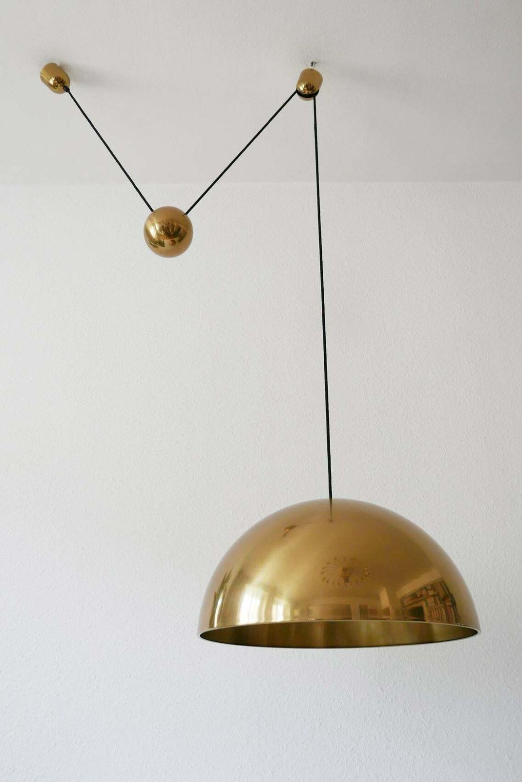 Exceptional Solan Counter Balance Pendant Lamp By Florian Schulz, 1980s, Germany photo vintage