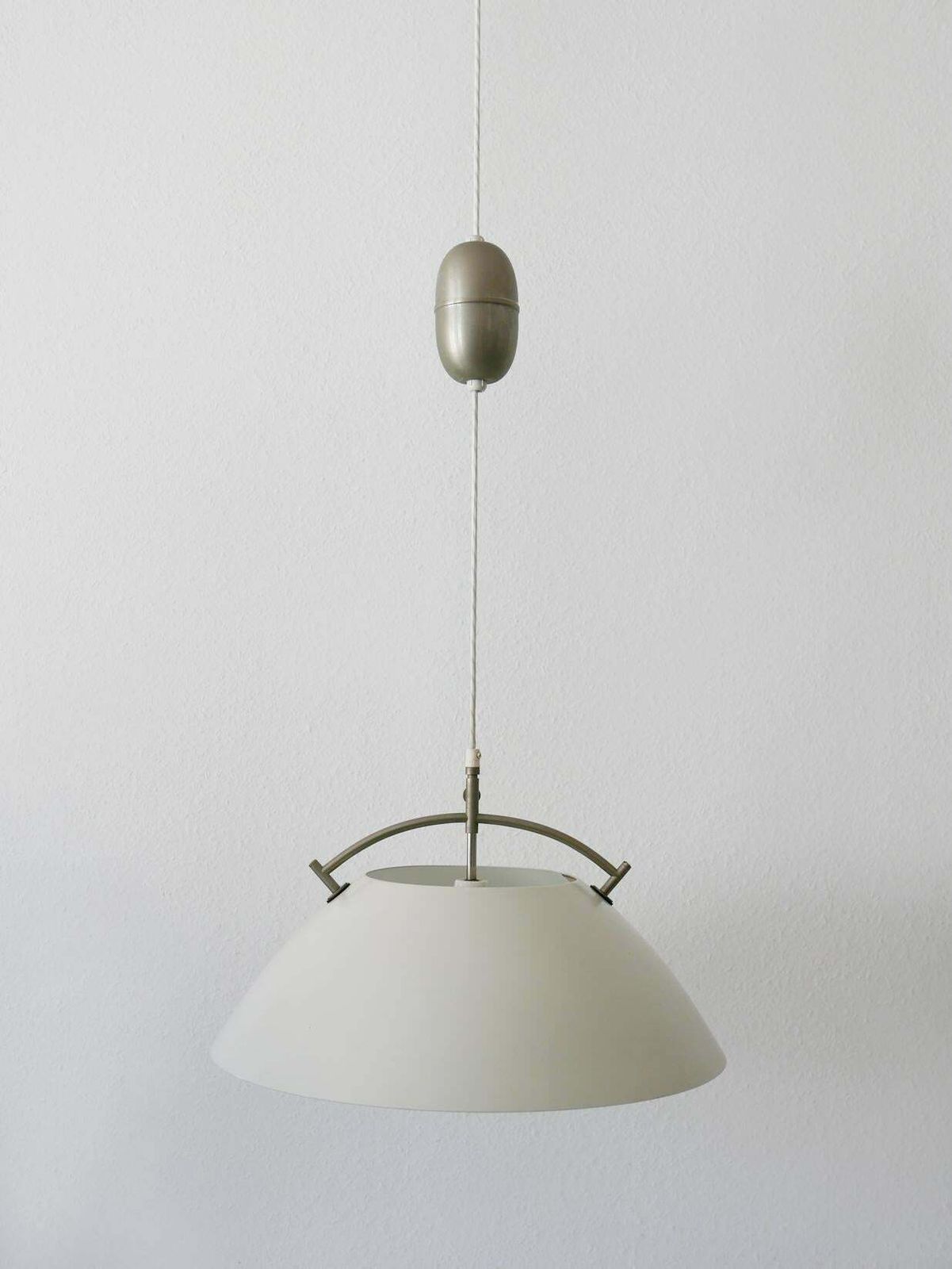 photo furniture Original Midcentury Jh 604 Pendant Lamp By Hans Wegner For Louis Poulsen, 1960s