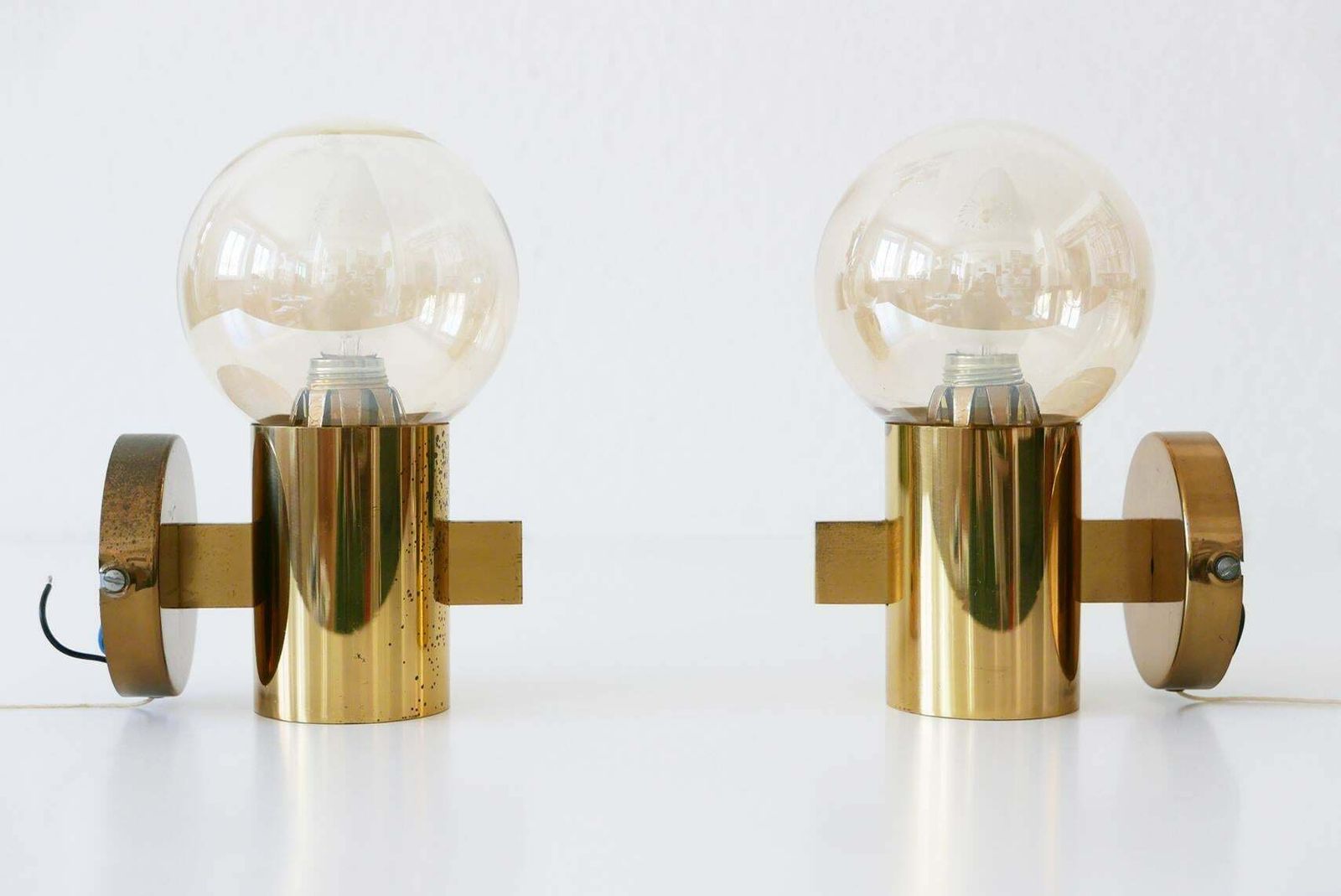 Set Of Midcentury Sputnik Chandelier & Wall Lamps By Hans Agne Jakobsson, 1960s photo vinterior