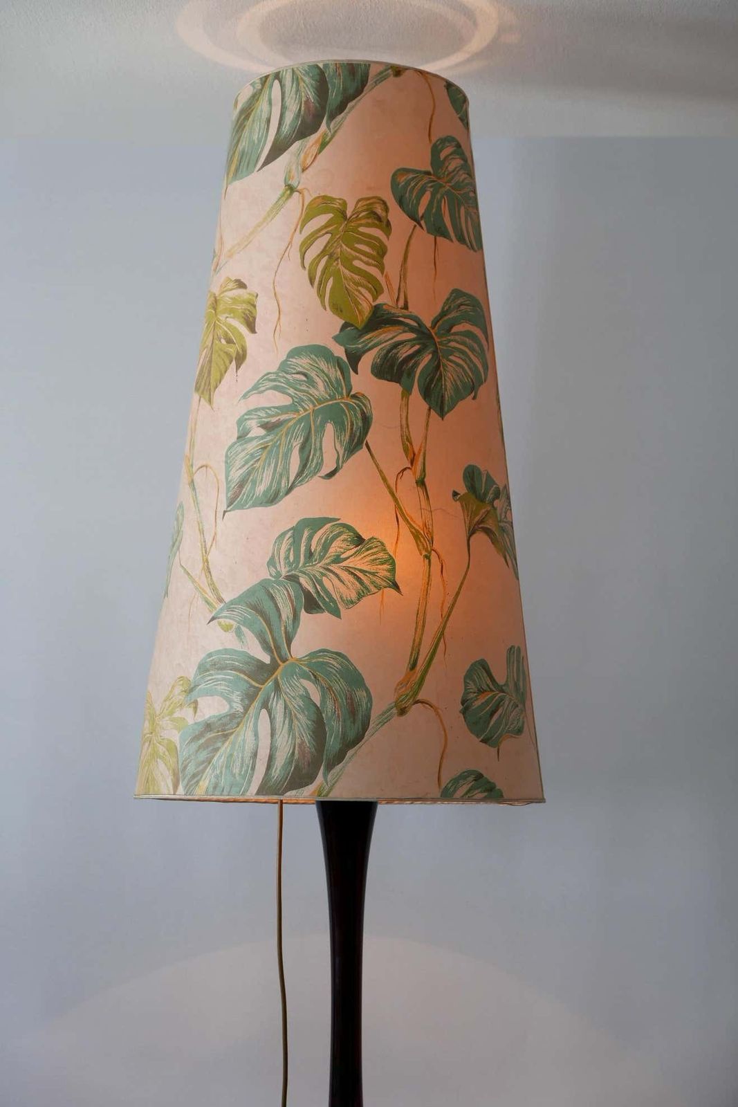 Large Mid Century Modern Floor Lamp By Arthur Percy For Gullaskruf 1950s, Sweden photo vinterior