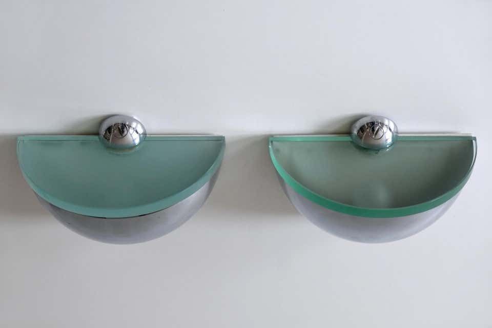 photo vintage Set Of Two Mid Century Modern Wall Lamps Or Sconces By Fontana Arte Italy 1960s