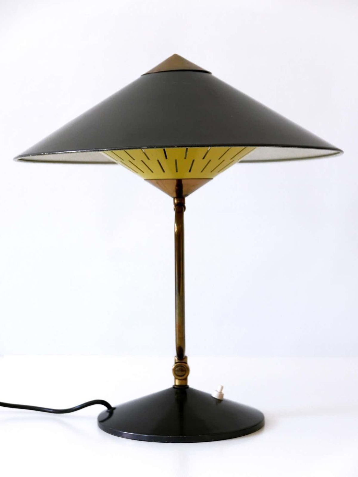 Articulated Large Mid Century Modern Table Lamp Or Wall Sconce ''Witch Hut'' 1950s photo vintage