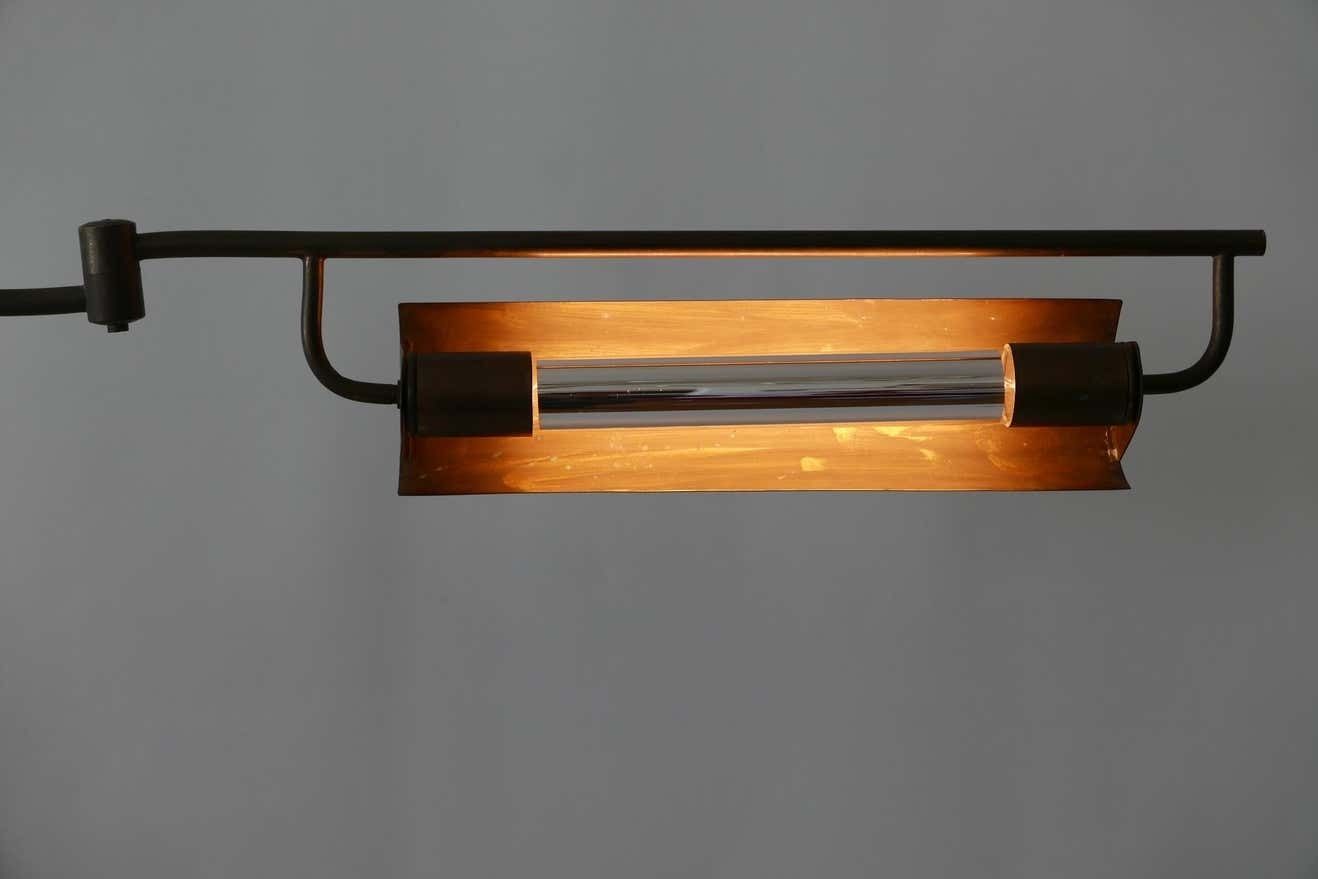 Exceptional Modernist Bauhaus Articulated Brass Clamp Table Lamp, Germany, 1930s photo Lighting