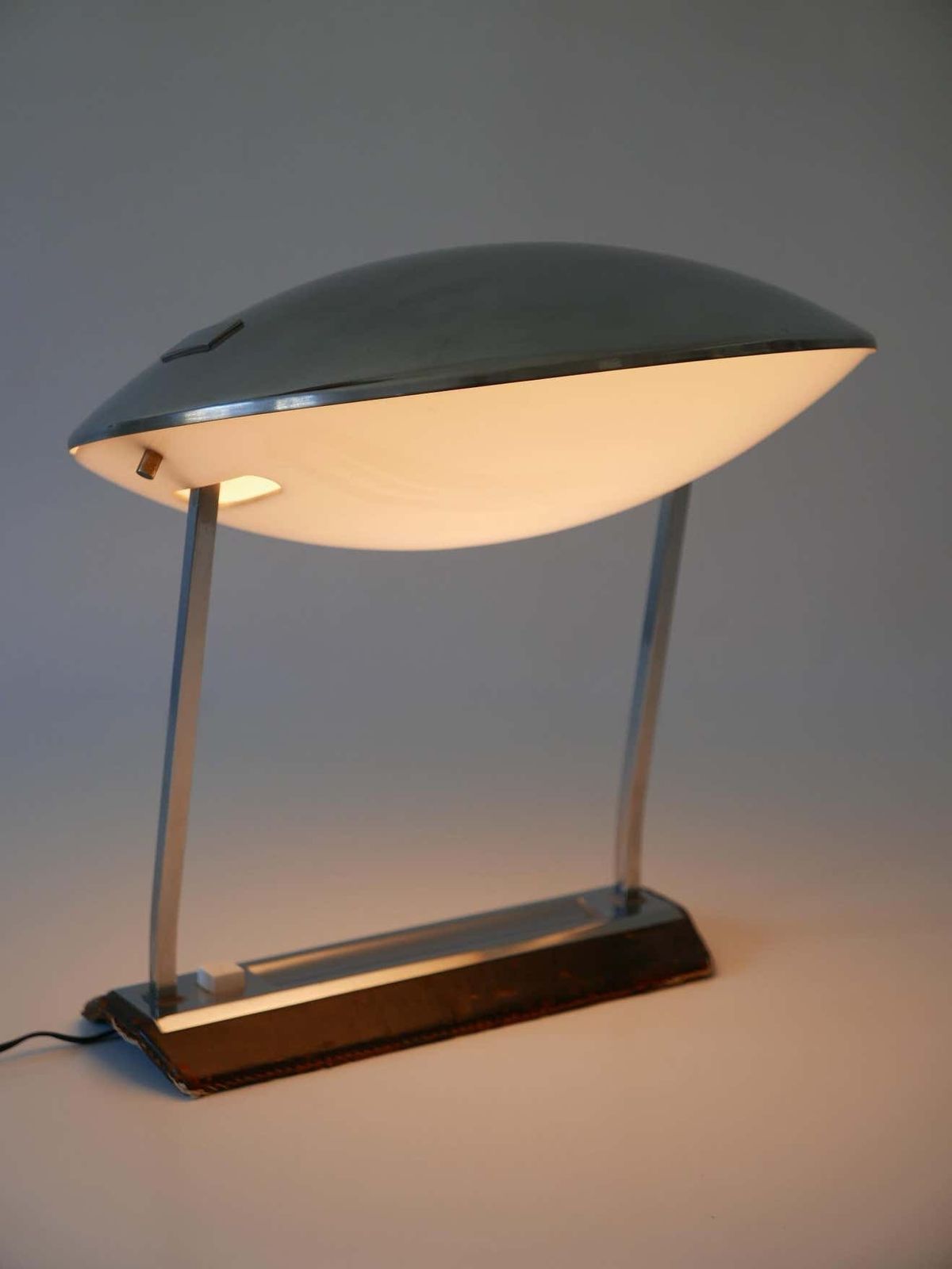 photo for sale Rare Mid Century Modern Stilnovo Desk Lamp Model 8050 Metalarte 1960s