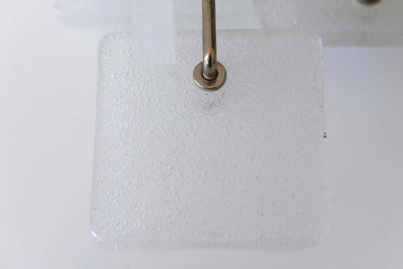 photo vintage Set Of Two Midcentury Ice Glass Wall Lamps Or Sconces By Kalmar Franken, 1960s