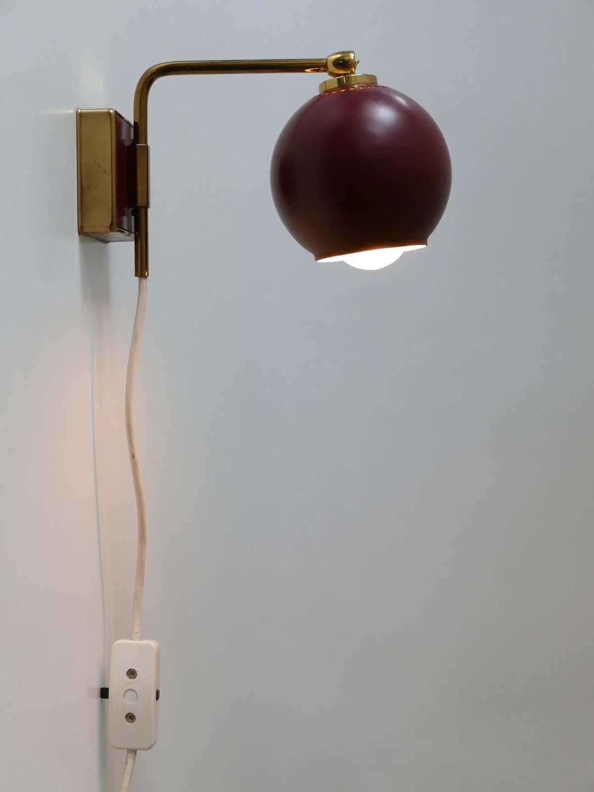 photo buy Lovely Mid Century Modern Sconce ''Poppy Capsule'' By Paul Neuhaus Germany 1950s