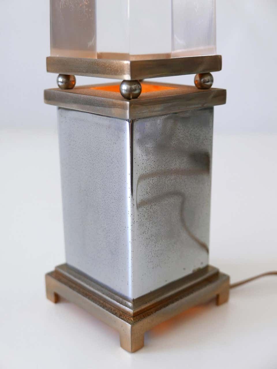 photo vintage Set Of Two Lucite Obelisk Table Lamps By Sandro Petti For Maison Jansen France