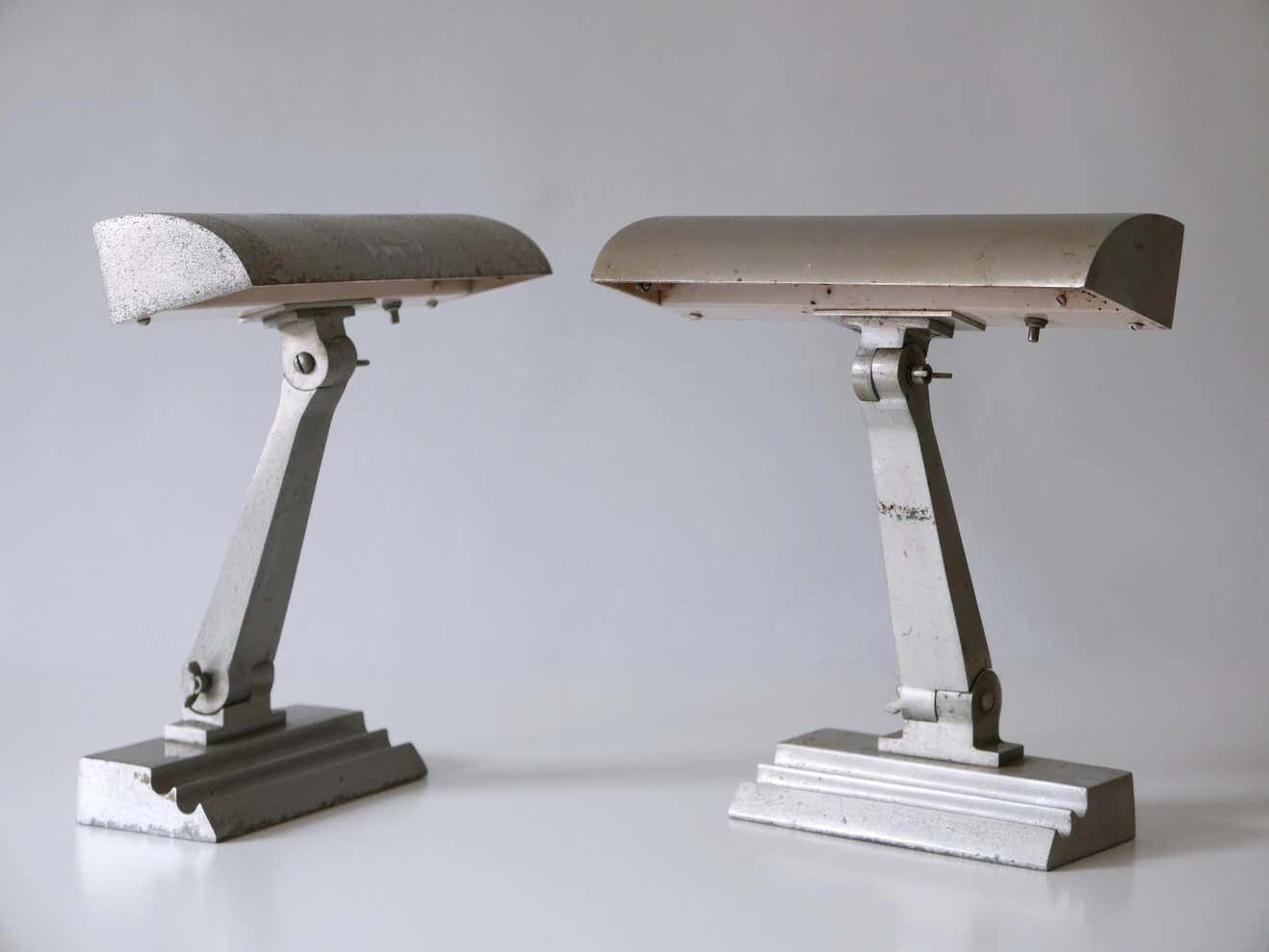 Set Of Two Rare Art Deco Desk Or Table Lamps From An Us Cruiser Ship, 1920s photo vinterior