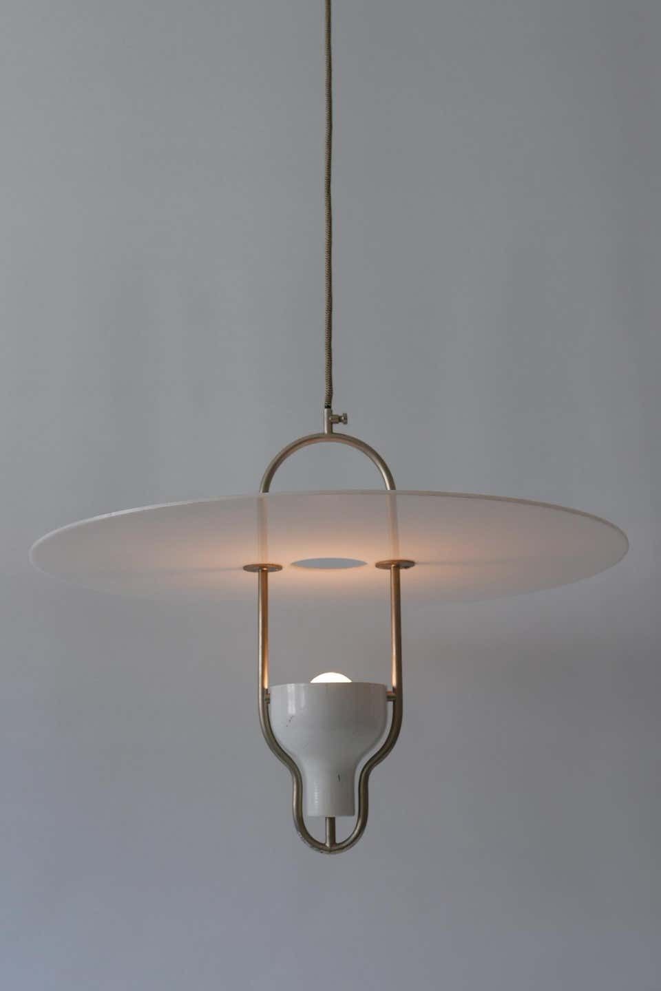 photo vintage Exceptional Mid Century Modern Ufo Pendant Lamp, Italy, 1960s
