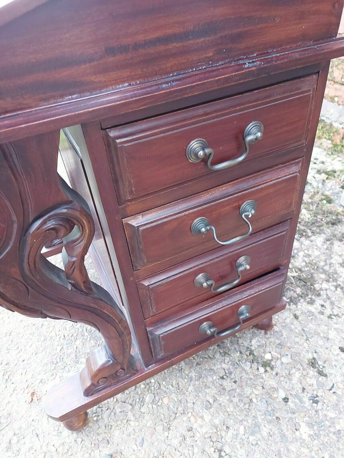 photo vinterior Mahogany Davenport Solid Wood Reproduction Desk With 8 Drawers