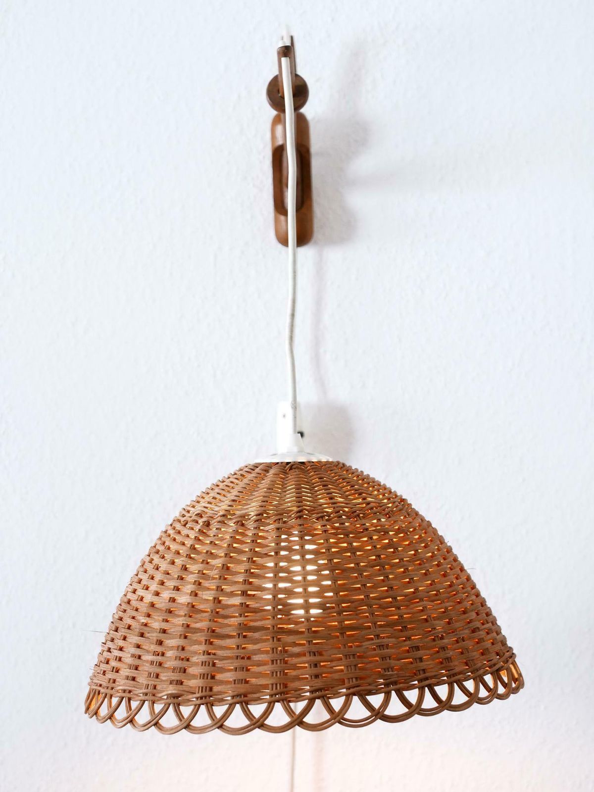 Rare & Elegant Mid Century Modern Rattan & Teak Wall Lamp Scandinavia 1960s photo buy