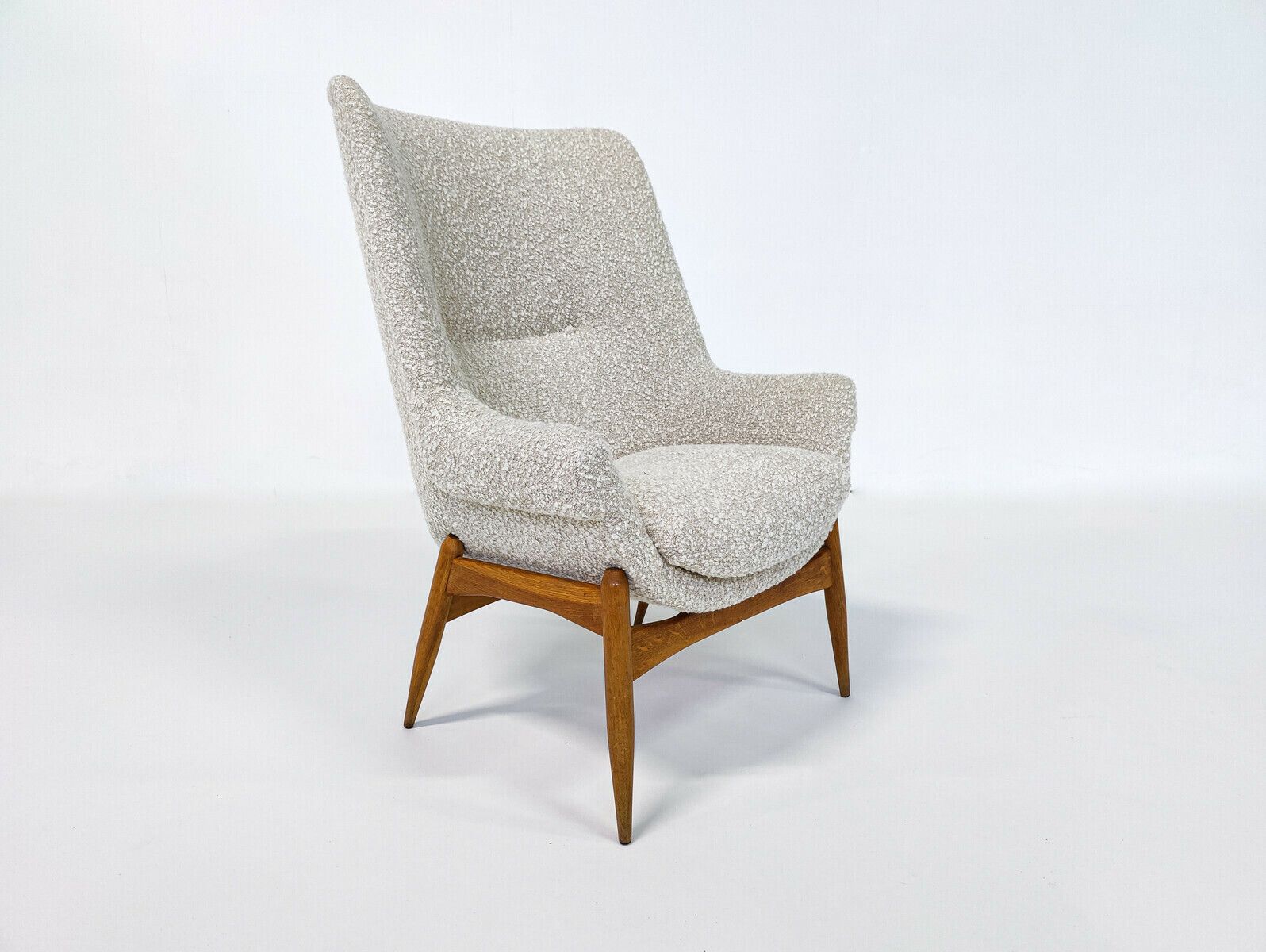 Pair Of Mid Century Modern Armchairs By Julia Gaubek In Beige Boucle photo 5170.0
