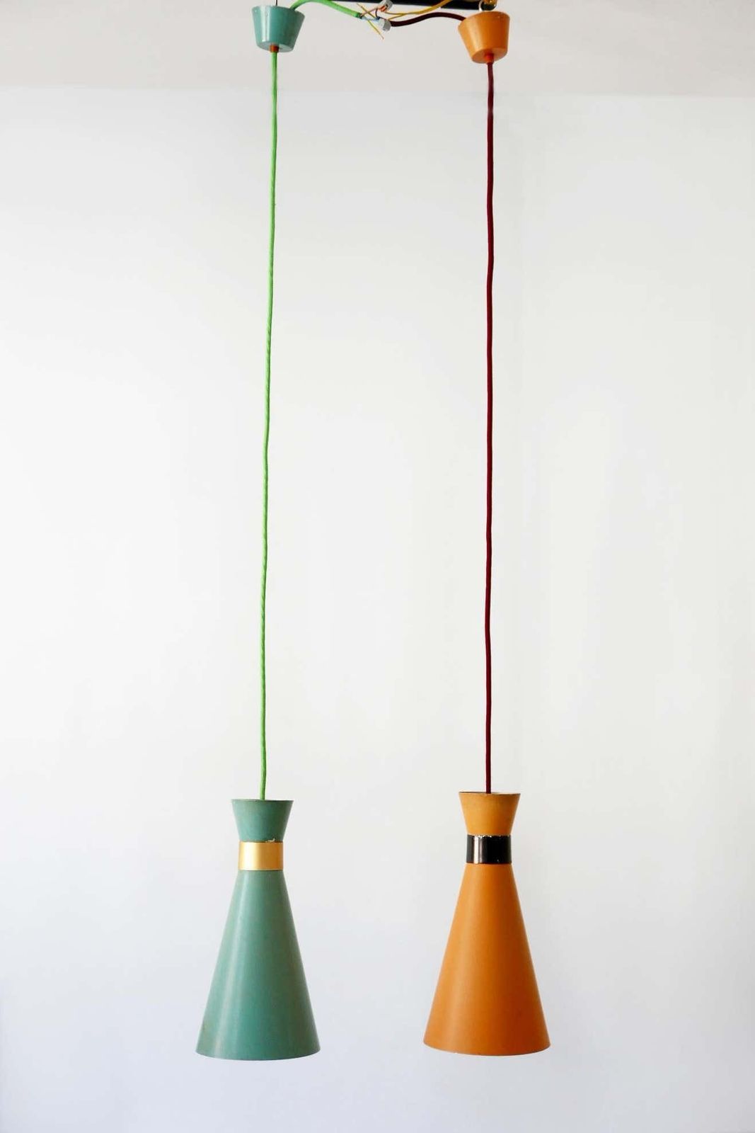 Set Of Two Mid Century Modern Diabolo Pendant Lamps By Bünte & Remmler, 1950s photo Lighting