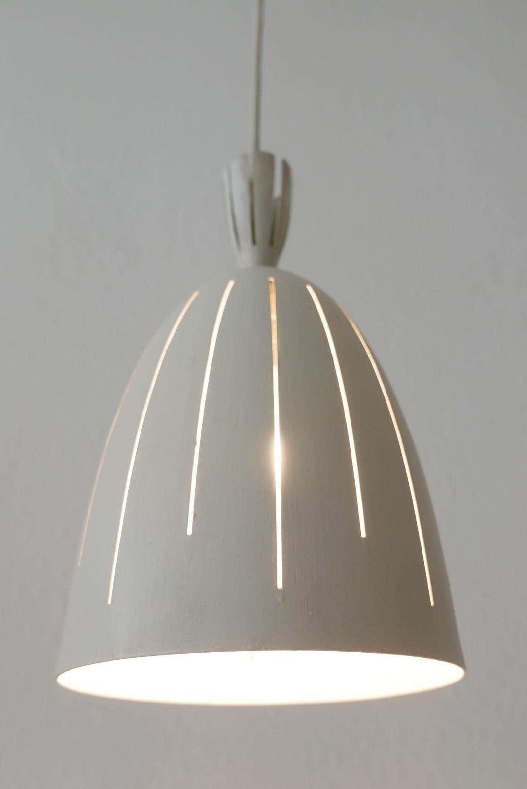 photo vintage Set Of Three Lovely Mid Century Modern Diabolo Pendant Lamps, 1950s, Germany