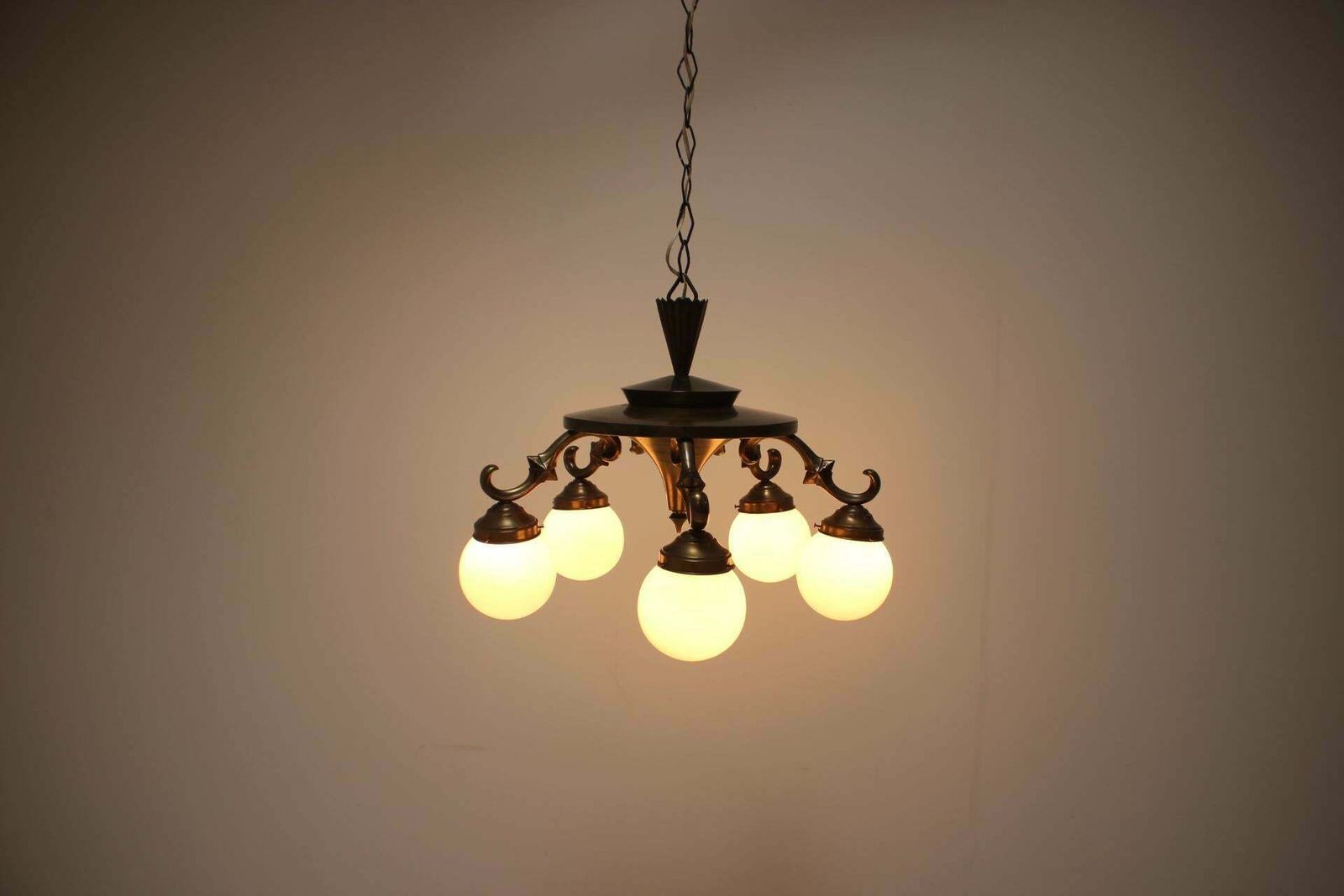 1555.0 Art Deco Large 5 Flamming Chandelier, 1930s photo