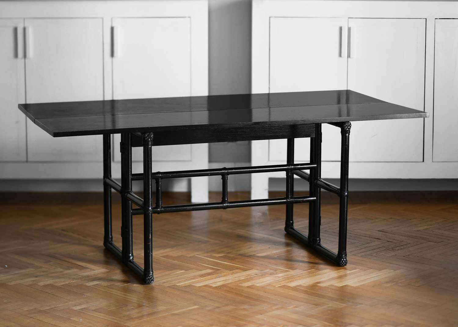Mcguire" 1970s Dining Room Set In Black Lacquered Rattan photo for sale