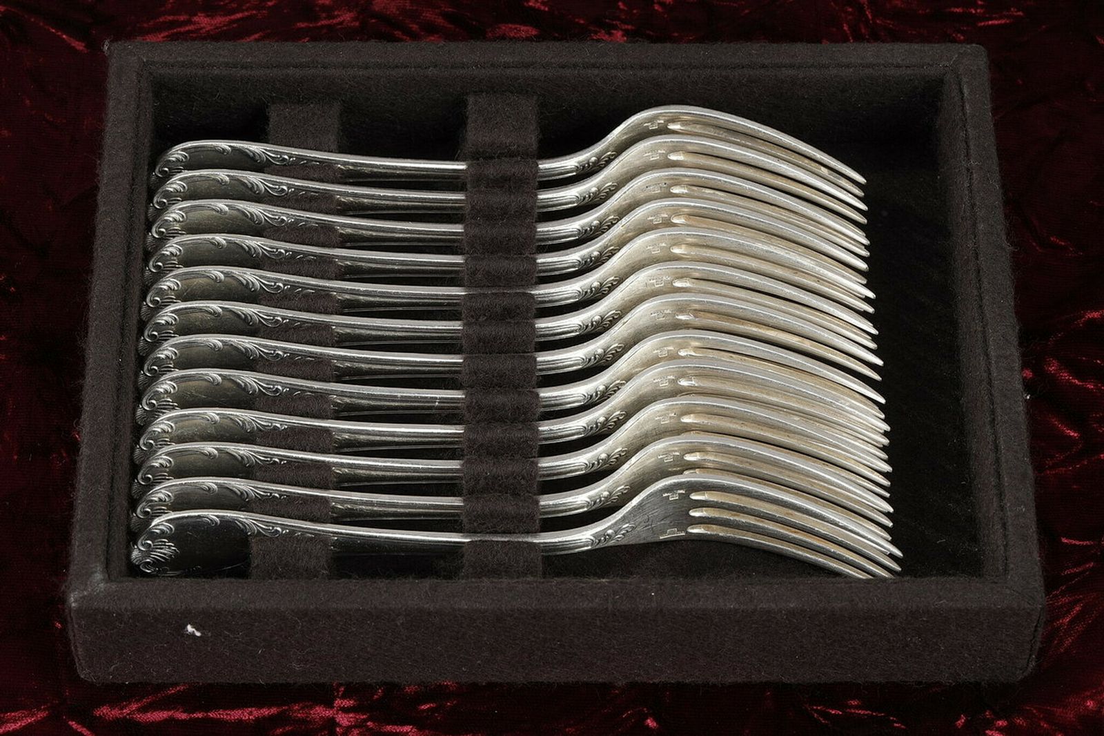 1468.0 Christofle   Set Of 51 Louis XV Style Silver Plated Flatware photo
