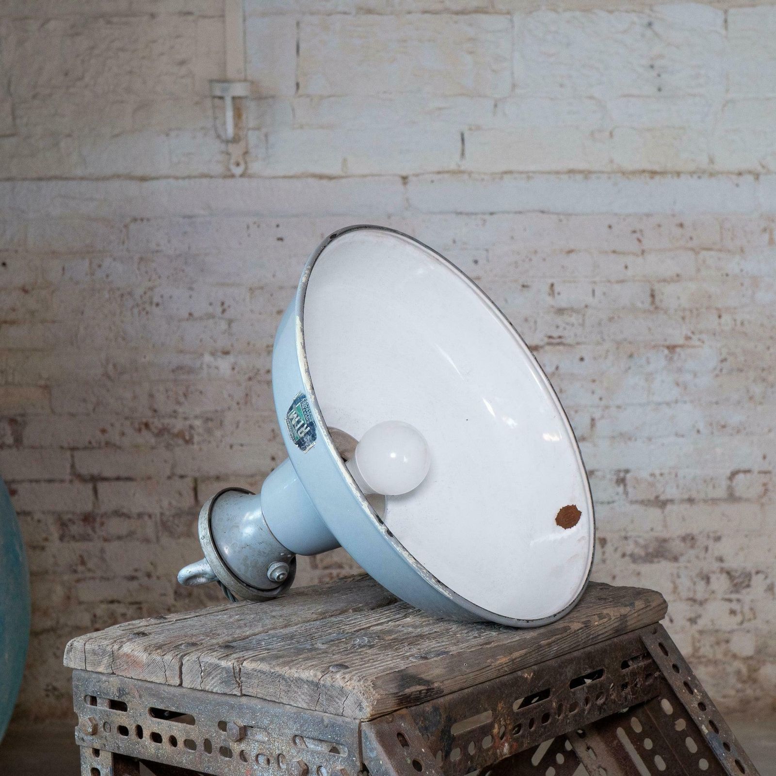 167.0 Benjamin Rlm  Pendant Light photo