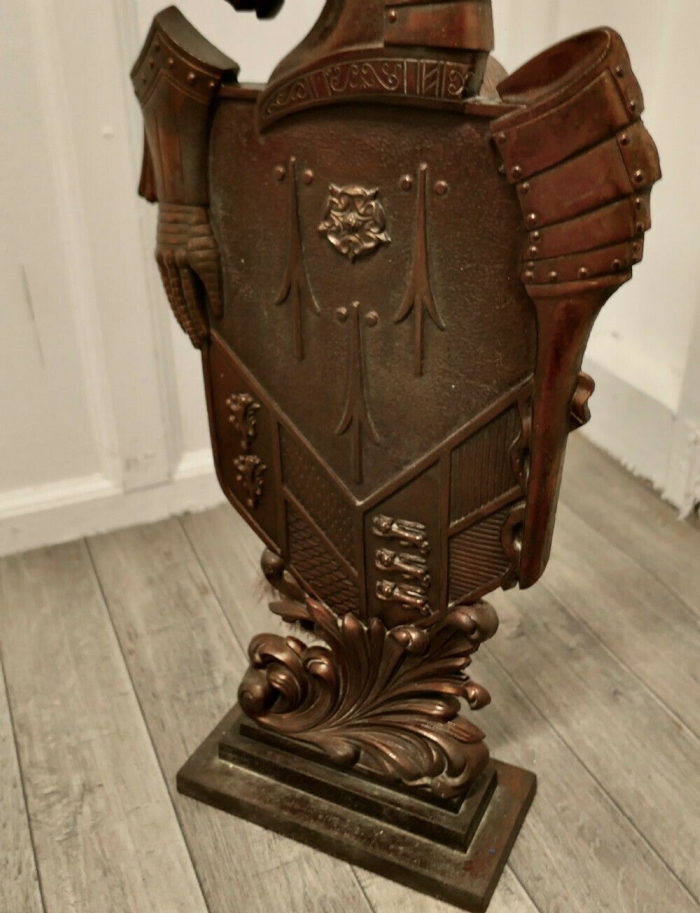 Iron Knight And Horse Armoured Companion Set photo 1500.0