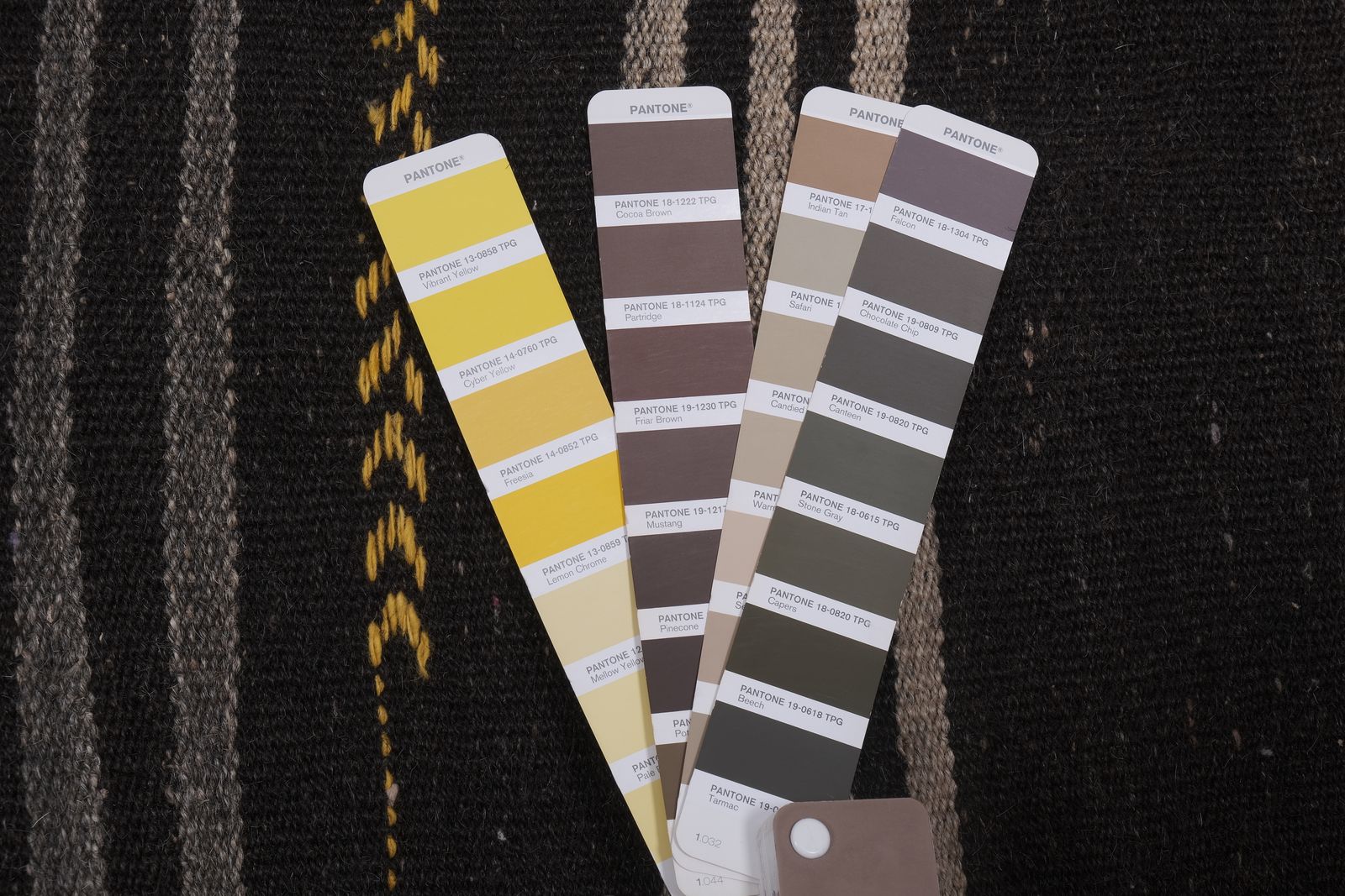 Handwoven Vintage Striped Turkish Kilim Rug 5'5'' X 11'8'' photo 900.0