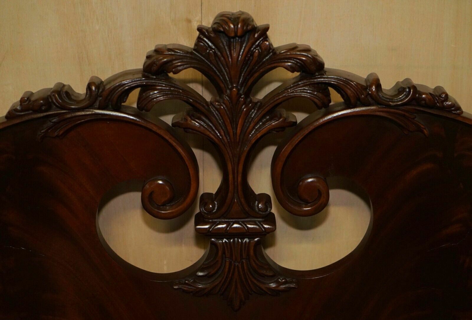 Exquisitely Carved Antique Victorian Circa 1880 Flamed Mahogany Double Bed Frame photo 2950.0