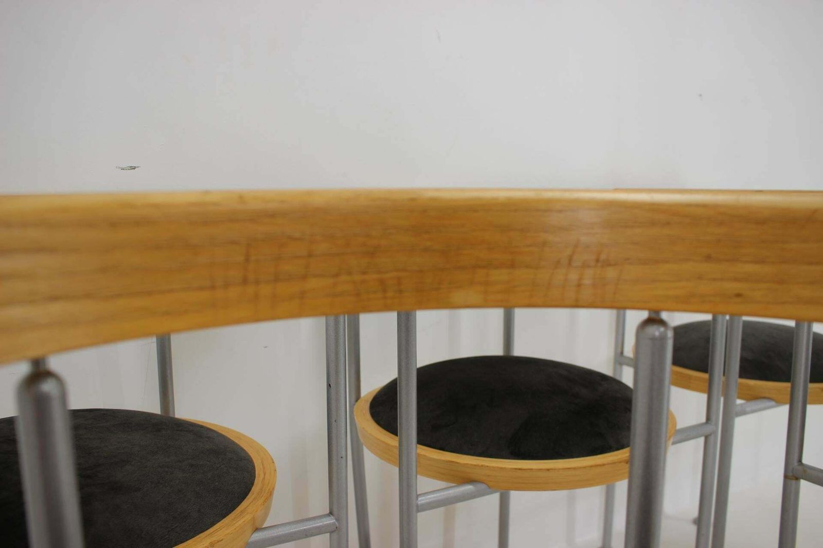 photo vintage 1990s Borge Lindau Set Of 6 Dining Chairs For Bla Station, Sweden