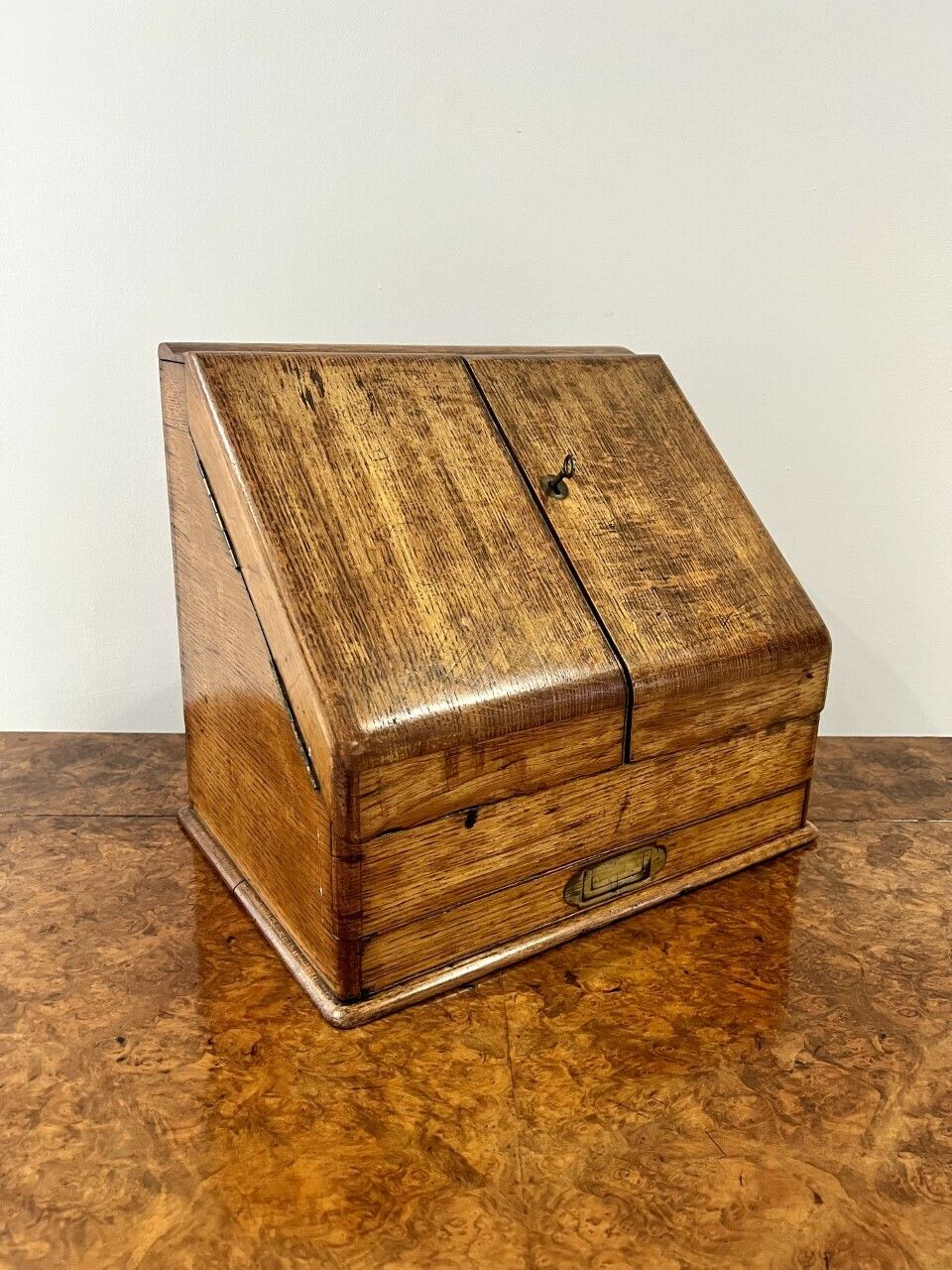 Quality Victorian Oak Stationary Box
