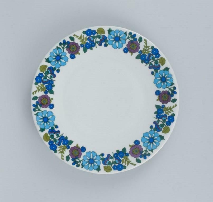 Pmr, Bavaria, Jaeger & Co Germany. A Set Of Six Retro Dinner Plates In Porcelain