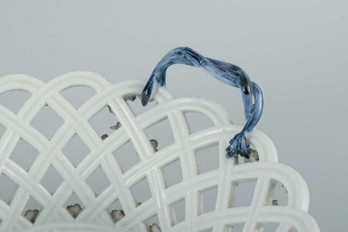 Meissen, Germany. Rare And Early Meissen Bowl / Basket With Pierced Rim photo Home Decor
