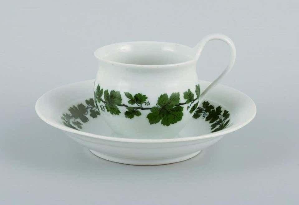 Meissen, Green Ivy Vine, 3 Coffee Cups With Accompanying photo Home Decor