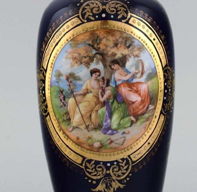 Antique Wien Vase In Hand Painted Porcelain. Classic Motifs And Gold Decoration. photo furniture