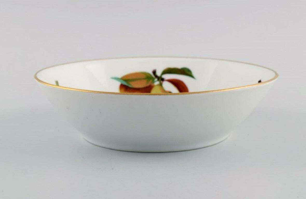 Royal Worcester England Eight Evesham Porcelain Bowls Decorated With Fruits photo buy
