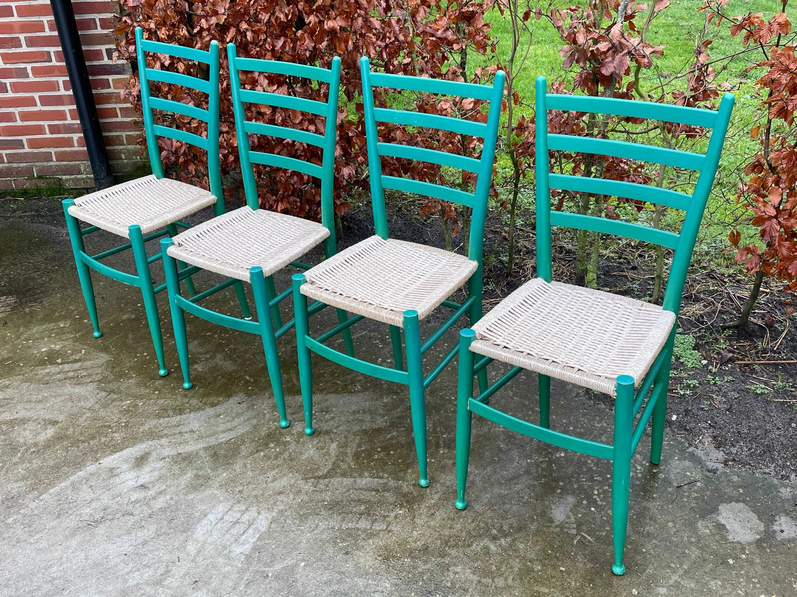 Set Of 4 Wooden Chairs In The Italian Chiavari Style photo furniture