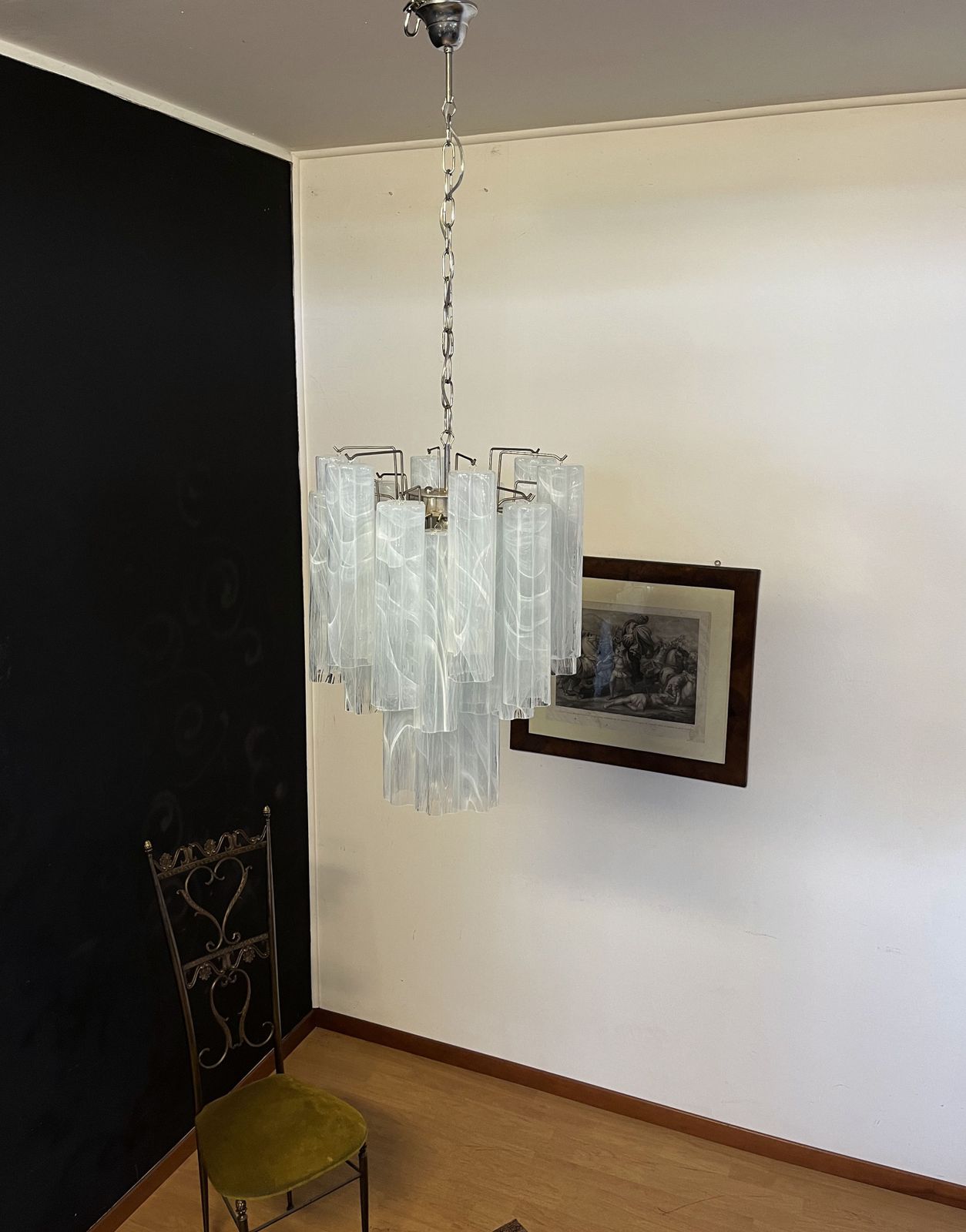750.0 Fantastic Glass Tube Chandelier   30 Albaster White Glasses photo