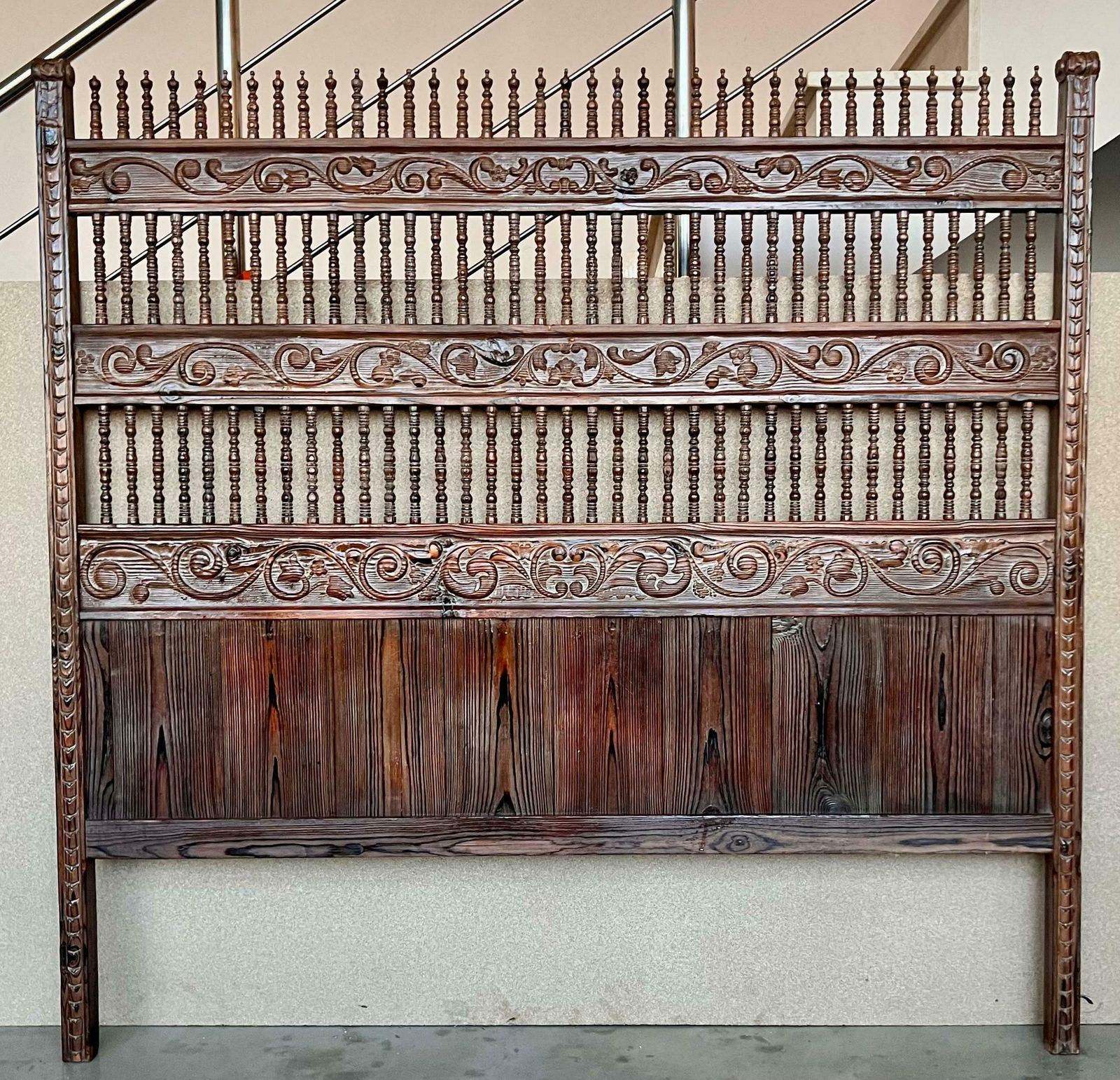 20th Century Baroque Style Queen Size Headboard In Carved Wood photo for sale