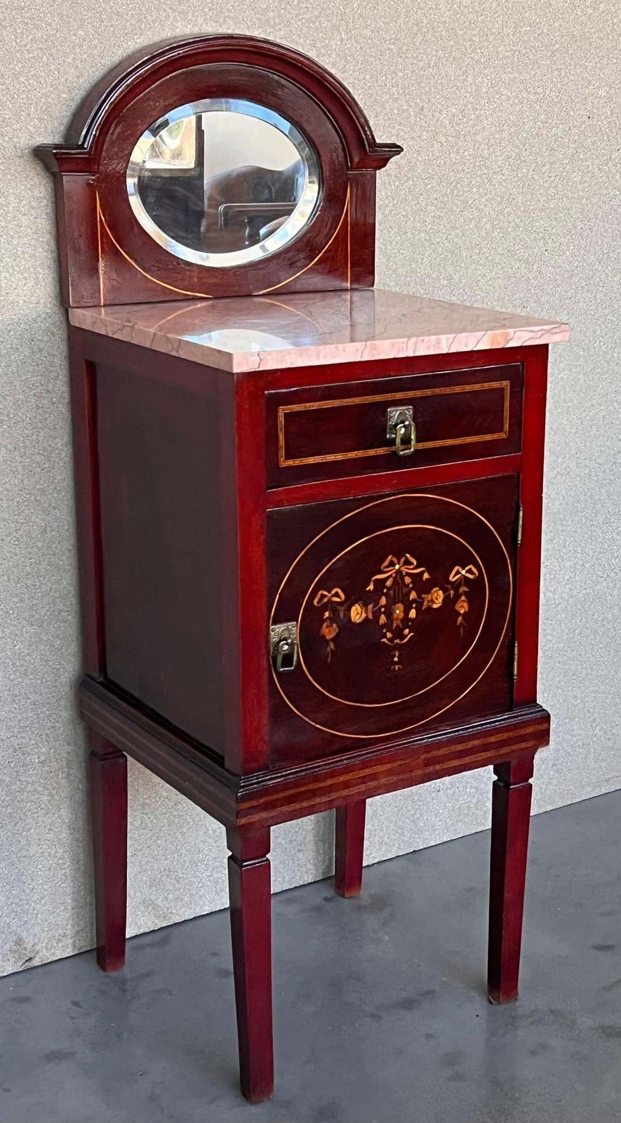 Tables de nuit de style Louis XVI en marqueterie, bronze et miroir, XIXe siècle photo furniture