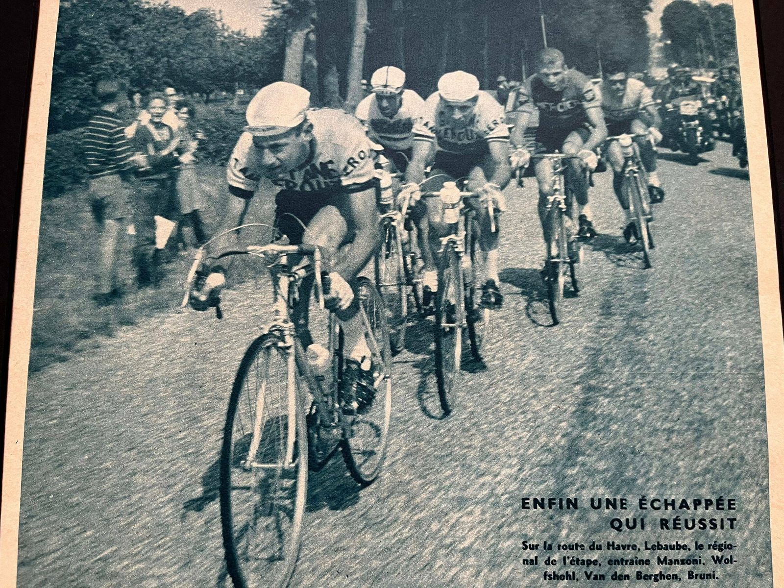 Vintage Tour De France Cycling Print   1962 photo 76.0