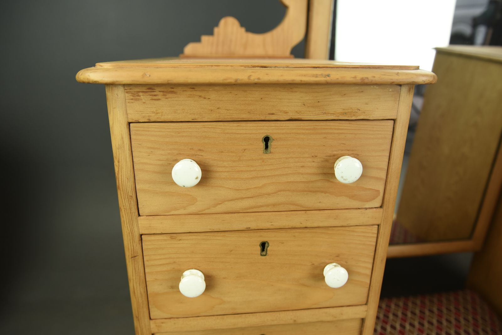Victorian Pine Pedestal Dressing Table photo Furniture