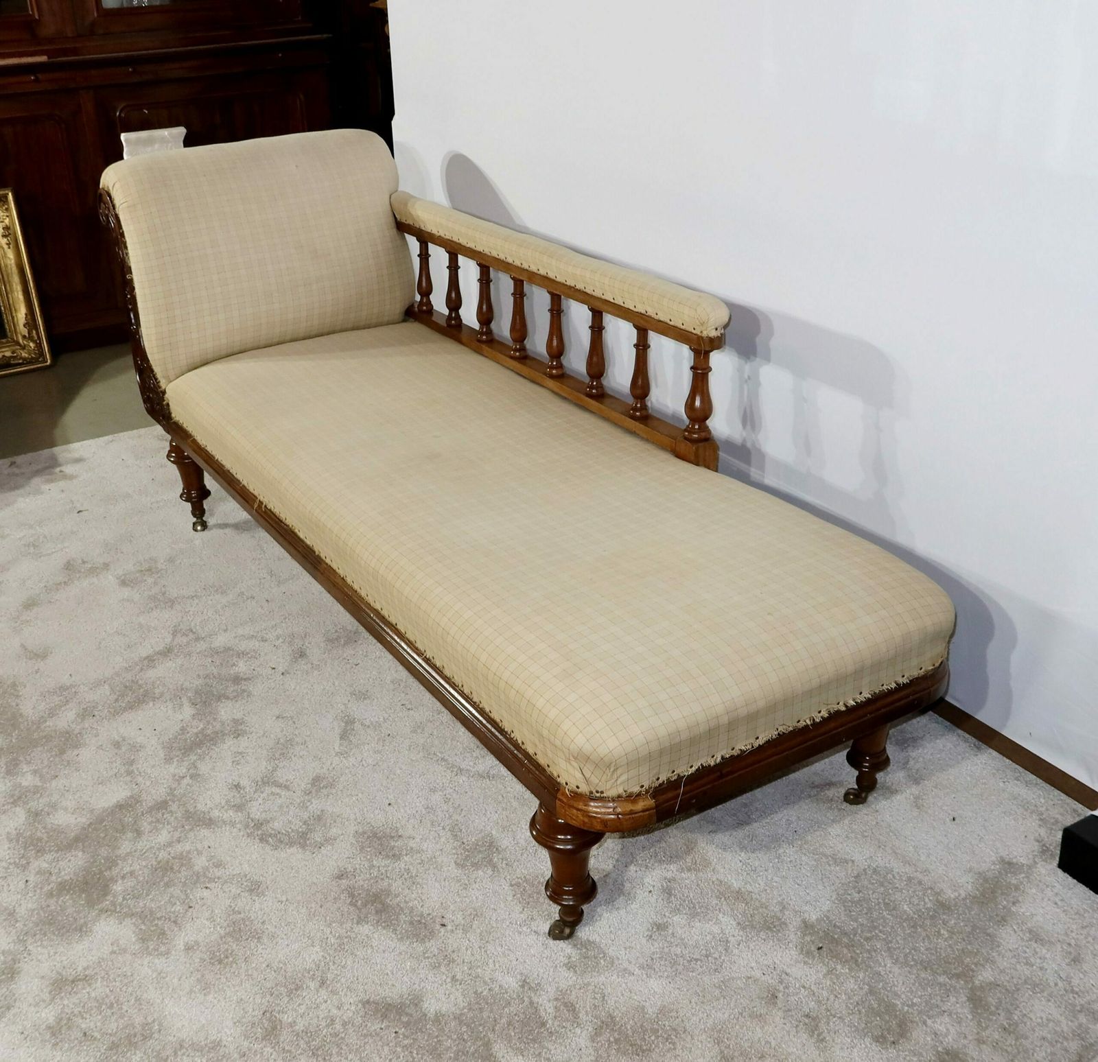 Long Meridian In Solid Mahogany, Victorian Period, England, 19th photo furniture