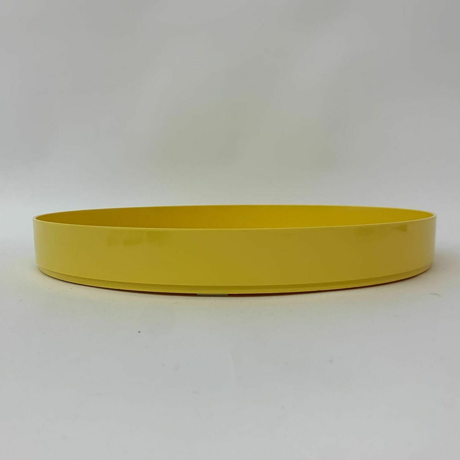 Metalen Rosti Melamine Serveerschaal In Geel, Deens Design, Ca. Jaren 1970 photo for sale