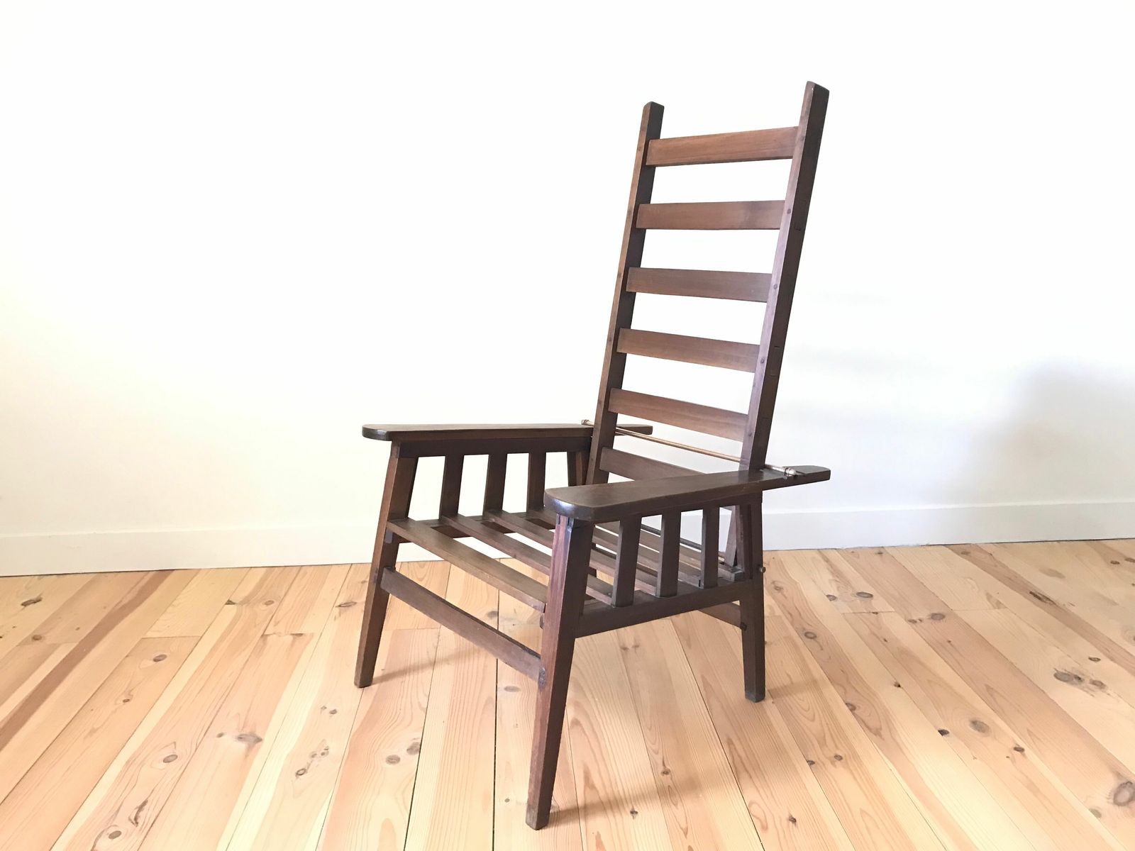 Morris, Arts And Crafts Armchair Circa 1930. photo 710.0
