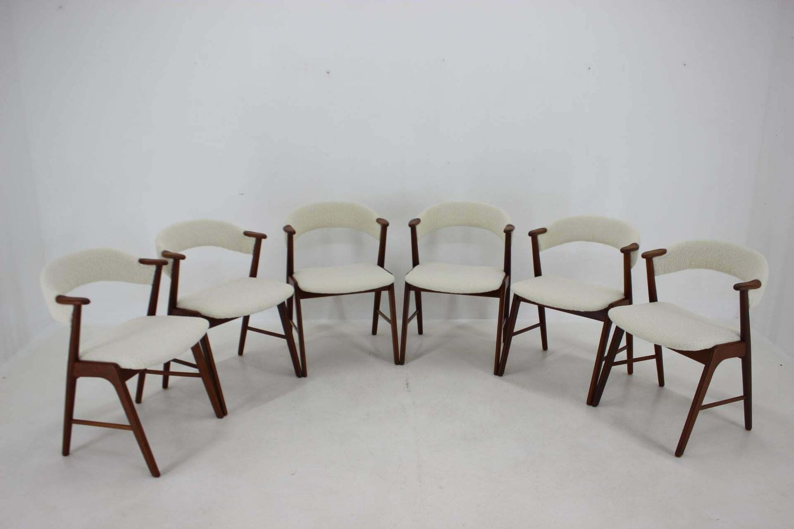 1960s Kai Kristiansen Set Of 6 Model 32 Teak Dining Chairs In Sheepskin Fabric photo for sale