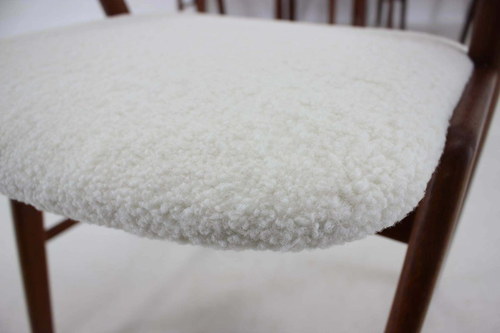 photo buy 1960s Kai Kristiansen Set Of 6 Model 32 Teak Dining Chairs In Sheepskin Fabric